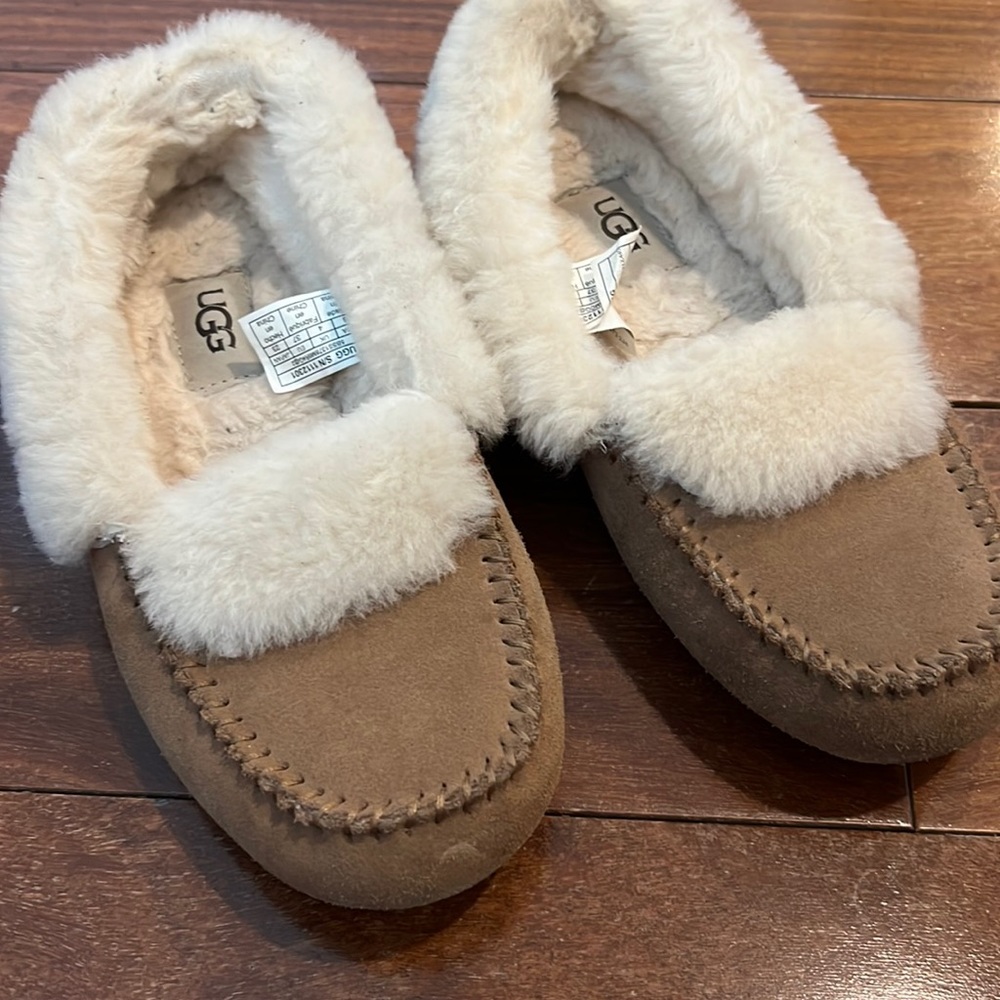 Slippers
